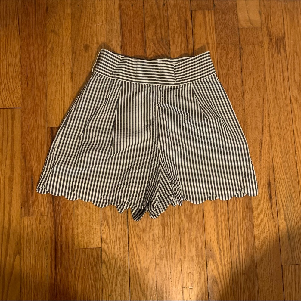 High Waisted Sear Sucker Shorts